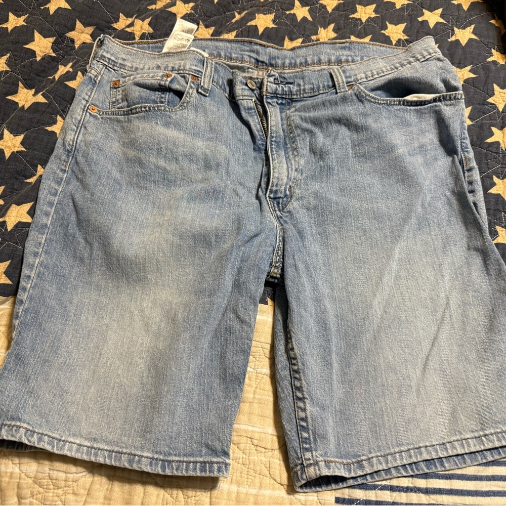 Levi’s 405 Shorts